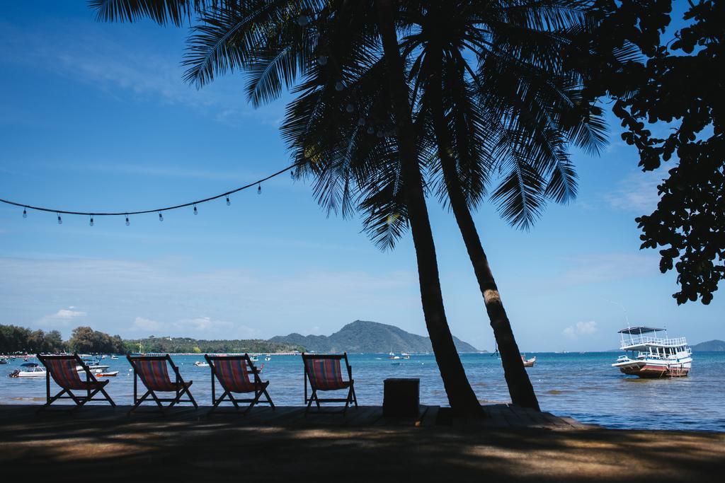 Rawai View Beachfront Екстериор снимка