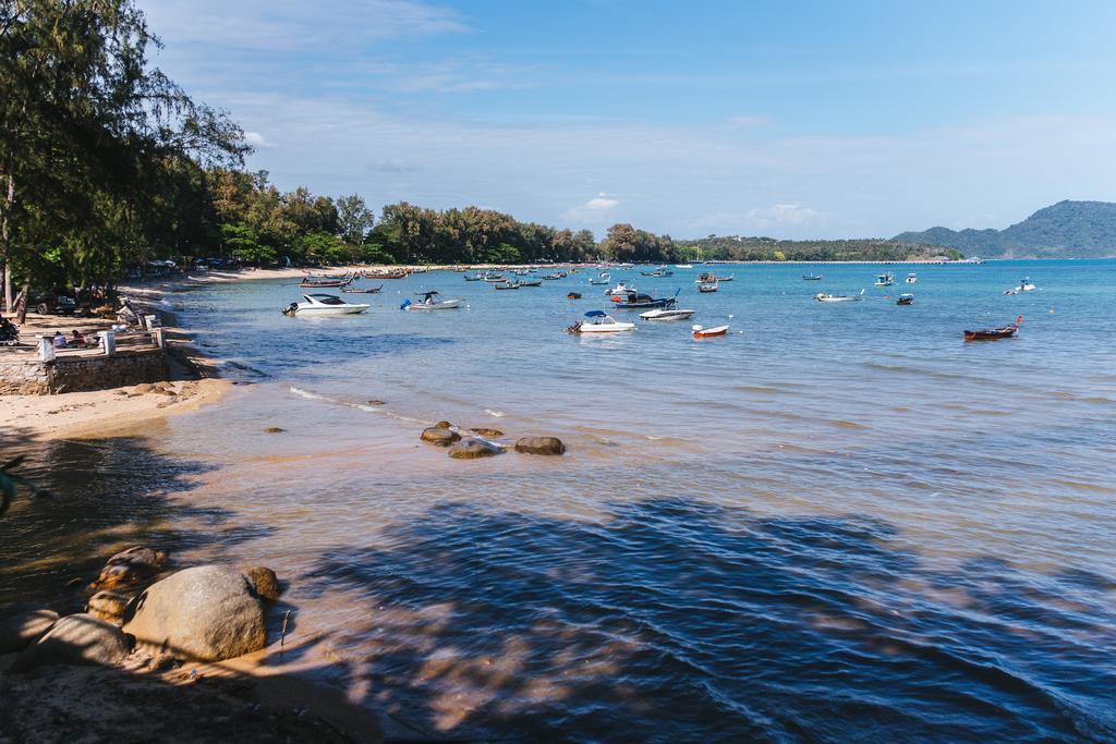 Rawai View Beachfront Екстериор снимка
