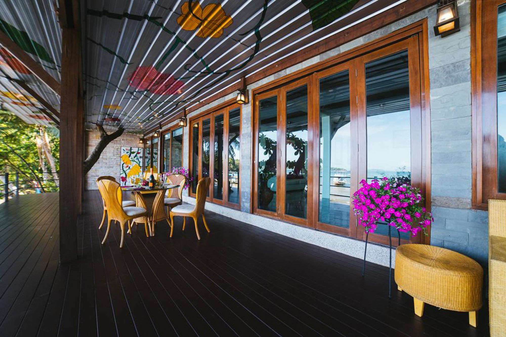Rawai View Beachfront Екстериор снимка